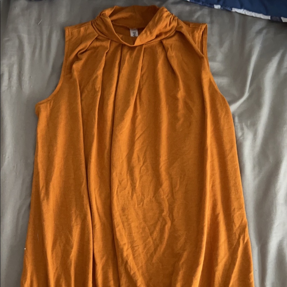 High neck tank